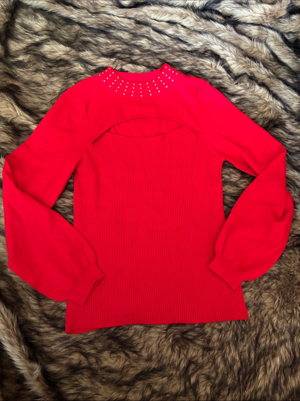 b by Belldini - Red keyhole Sweater Ribbed With Rhinestones Size Large